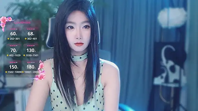 FeiFei-babe online show from June 10, 2026, 11:53 am