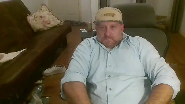 poundyouout69 online show from April 1, 2026, 5:19 am