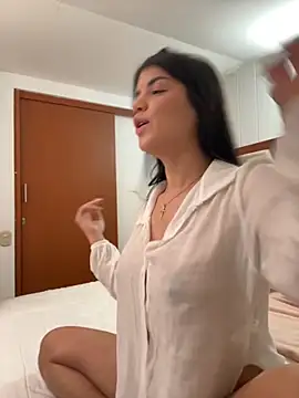 emma lopes online show from November 18, 2025, 11:15 pm