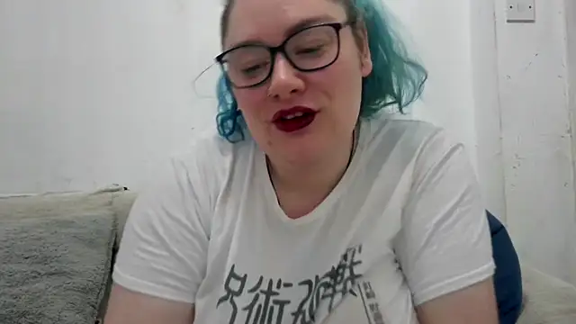 Snapshot of Bustycurves chatting on June 7, 2026, 10:30 am Bustycurves online show from June 7, 2026, 10:30 am