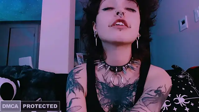 Snapshot of NaughtyLittleFox chatting on February 15, 2026, 8:02 am NaughtyLittleFox online show from February 15, 2026, 8:02 am