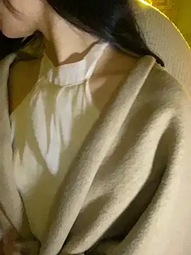 minmin2kk5 online show from December 16, 2025, 2:55 pm