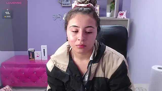 Snapshot of celeste_blue69 chatting on January 20, 2025, 9:24 am celeste blue69 online show from January 20, 2025, 9:24 am