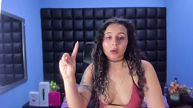 Snapshot of celeste_blue69 chatting on February 15, 2026, 4:42 am celeste blue69 online show from February 15, 2026, 4:42 am