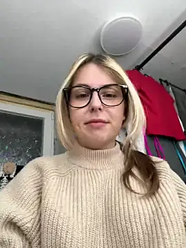 Livewithlucy online show from March 22, 2025, 4:37 pm