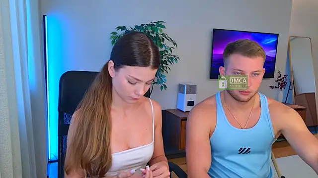Snapshot of Jony_and_Jessica chatting on July 15, 2026, 5:23 am Jony and Jessica online show from July 15, 2026, 5:23 am