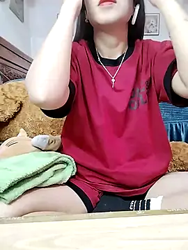 cream1299 online show from January 10, 2026, 3:19 am