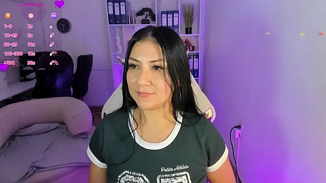 Snapshot of katya_nt chatting on September 19, 2025, 1:34 pm katya nt online show from September 19, 2025, 1:34 pm