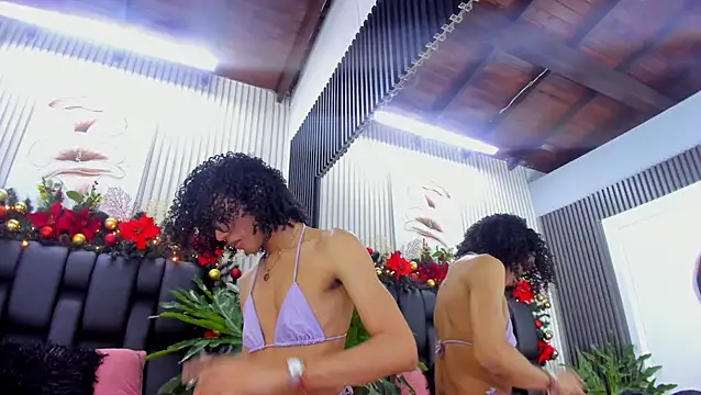 Camille Cedrik online show from December 15, 2025, 8:13 pm