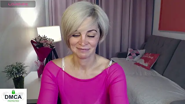 Snapshot of Blonde_lola444 chatting on June 5, 2026, 5:40 pm Blonde lola444 online show from June 5, 2026, 5:40 pm