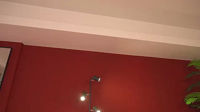 JustinneJade online show from July 7, 2026, 6:47 am