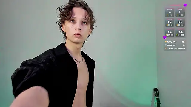 Vampirella GS online show from January 29, 2025, 9:39 pm