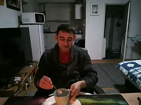 mihaimichael online show from October 1, 2025, 12:27 am