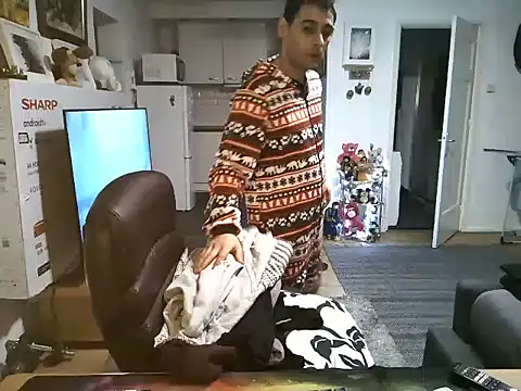 mihaimichael online show from October 15, 2025, 7:25 pm