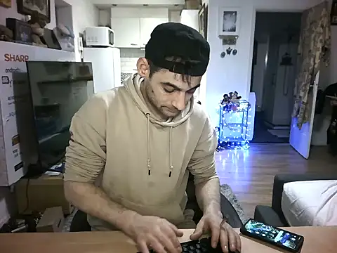 mihaimichael online show from November 27, 2025, 2:24 am