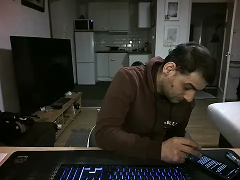 mihaimichael online show from April 1, 2026, 2:01 am