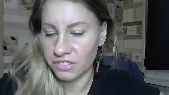 Snapshot of TherestlessKitty chatting on November 17, 2025, 6:41 am TherestlessKitty online show from November 17, 2025, 6:41 am