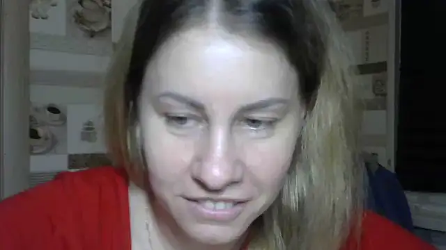 Snapshot of TherestlessKitty chatting on November 20, 2025, 10:09 pm TherestlessKitty online show from November 20, 2025, 10:09 pm