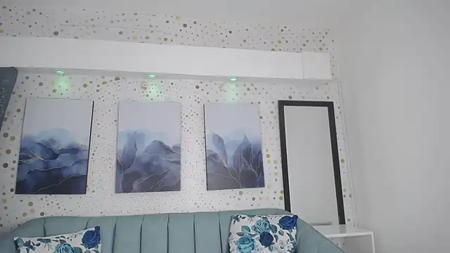 Snapshot of Tayzon_Foxxx chatting on March 11, 2025, 12:33 am Tayzon Foxxx online show from March 11, 2025, 12:33 am