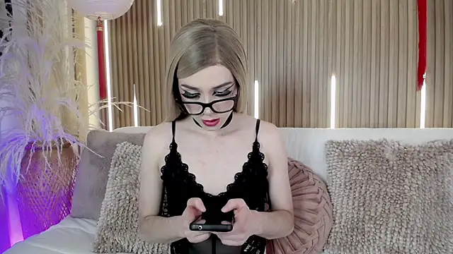 Tayzon Foxxx online show from April 28, 2026, 8:47 pm