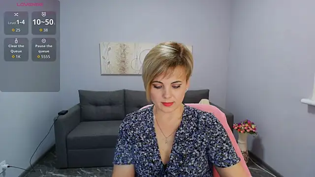 Julia Wilsone online show from February 5, 2026, 1:27 pm