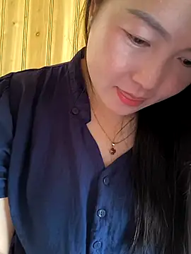 Sweetlove 77 online show from October 18, 2025, 2:14 am