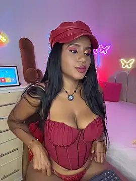 AlisonHoot69 online show from July 21, 2026, 11:40 pm
