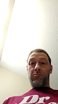 Snapshot of JerkMehof chatting on December 20, 2025, 8:21 am JerkMehof online show from December 20, 2025, 8:21 am