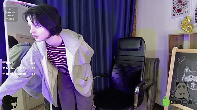 Alina Mills online show from January 2, 2025, 5:50 pm