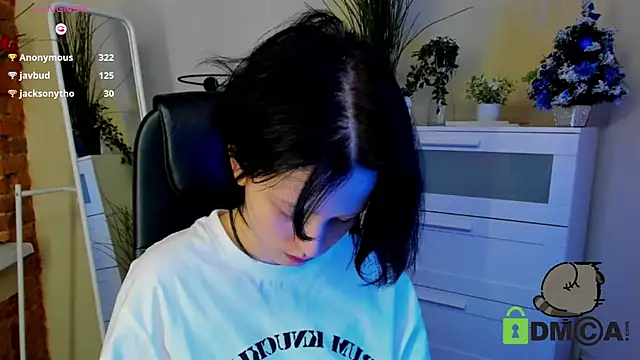 Alina Mills online show from January 12, 2025, 2:09 pm