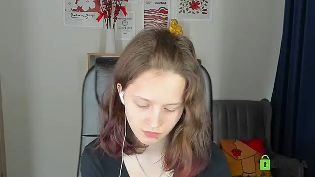Alina Mills online show from May 17, 2026, 9:49 am