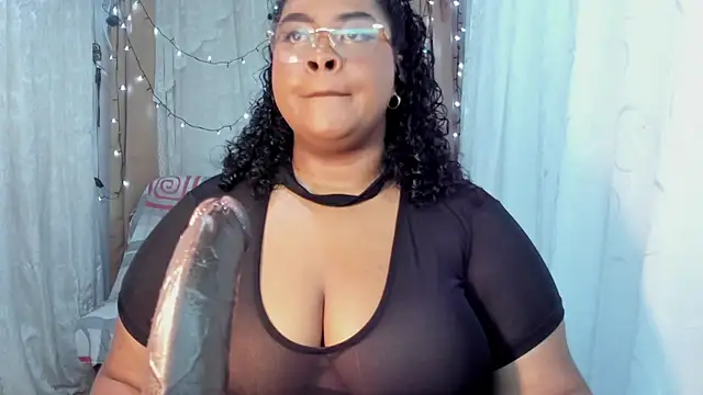 Snapshot of Ana_off_alana chatting on June 25, 2026, 1:05 am Ana off alana online show from June 25, 2026, 1:05 am