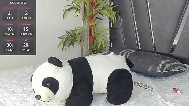 Black Rose2 online show from March 13, 2025, 11:51 am