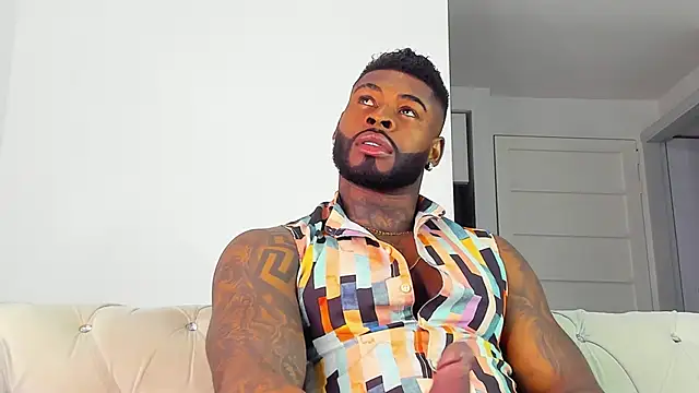 Makonneen online show from November 12, 2025, 4:02 am