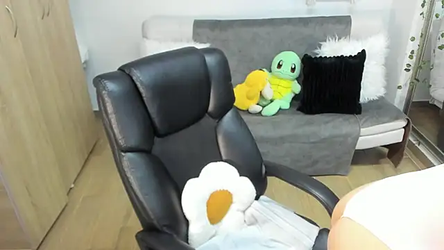 AprilDubois online show from September 10, 2025, 7:14 pm