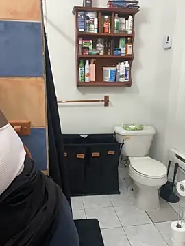 Snapshot of Goddess_Nafeesha chatting on October 7, 2025, 7:00 pm Goddess Nafeesha online show from October 7, 2025, 7:00 pm