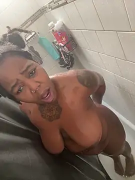 Snapshot of Goddess_Nafeesha chatting on November 25, 2025, 6:08 pm Goddess Nafeesha online show from November 25, 2025, 6:08 pm