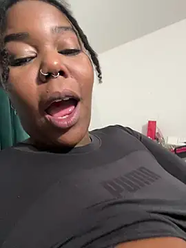 Snapshot of Goddess_Nafeesha chatting on January 10, 2026, 6:04 am Goddess Nafeesha online show from January 10, 2026, 6:04 am