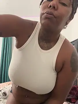 Snapshot of Goddess_Nafeesha chatting on February 11, 2026, 2:05 am Goddess Nafeesha online show from February 11, 2026, 2:05 am