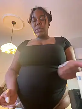 Snapshot of Goddess_Nafeesha chatting on February 25, 2026, 9:57 pm Goddess Nafeesha online show from February 25, 2026, 9:57 pm