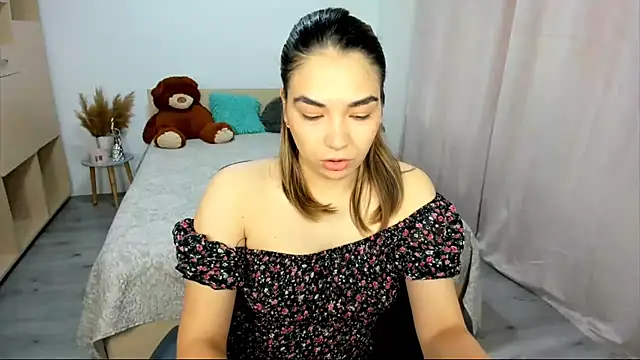 Alexa Dolly12 online show from October 6, 2025, 6:00 am