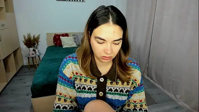 Alexa Dolly12 online show from December 2, 2025, 6:30 am