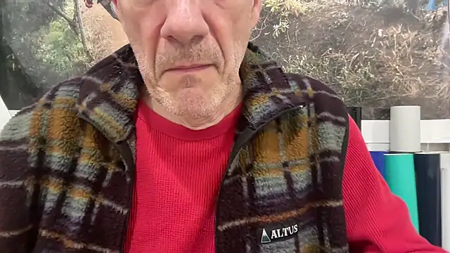 Snapshot of tauromolo chatting on March 4, 2026, 2:17 am tauromolo online show from March 4, 2026, 2:17 am