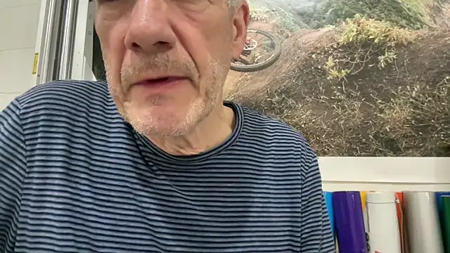 Snapshot of tauromolo chatting on March 5, 2026, 2:29 am tauromolo online show from March 5, 2026, 2:29 am