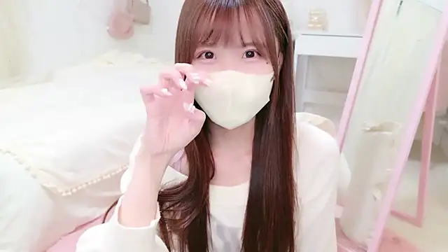 Snapshot of Sayuringo_ chatting on March 5, 2025, 11:06 am Sayuringo online show from March 5, 2025, 11:06 am