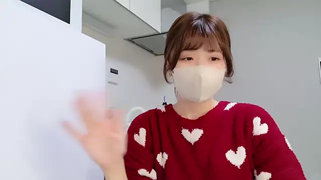 Snapshot of Sayuringo_ chatting on February 15, 2026, 3:36 am Sayuringo online show from February 15, 2026, 3:36 am
