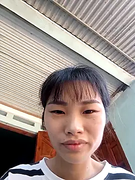 Lonalysexy online show from November 28, 2025, 7:11 am