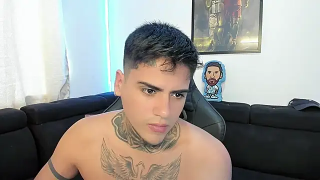 mad maxxx2 online show from March 8, 2025, 4:17 pm