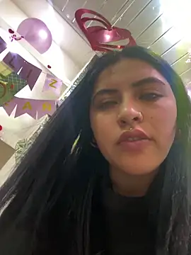  luna torres online show from February 19, 2026, 3:46 am