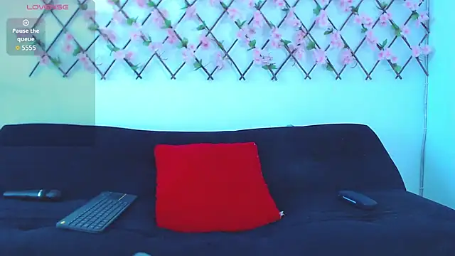 Snapshot of tiffany_gomez9 chatting on November 8, 2025, 2:06 pm tiffany gomez9 online show from November 8, 2025, 2:06 pm